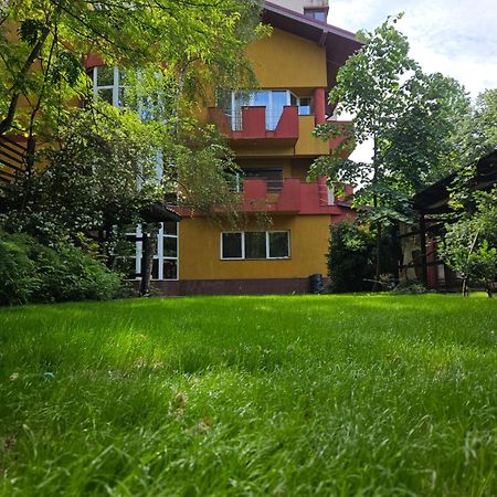 Simple Villa Rooms National Arena Self Check In Bukarest Exterior foto